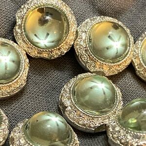 Elegant Silver and Green metal spacer set.